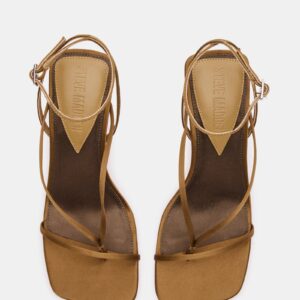 Annie Olive - Image 4