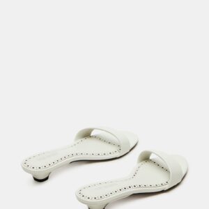Berry White - Image 5