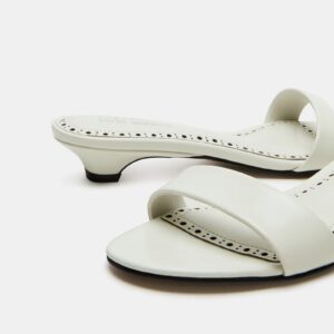 Berry White - Image 3