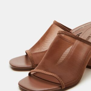 Gleam Brown - Image 4