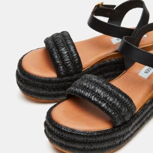 Scarla Black - Image 3