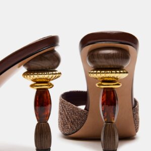 Sia Brown - Image 3