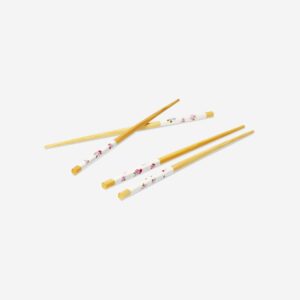 Bamboo chopsticks with blossom print - 2 pcs - Image 3