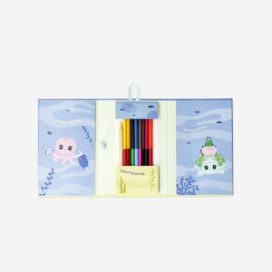 Colouring book with colouring pencils and scratch pictures - Image 1