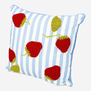 Cushion with strawberries - Image 2