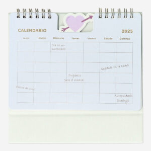 Desk Planner with Heart - Spanish - Image 1