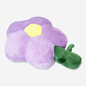 Flower shaped cuddly cushion - Image 2