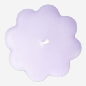 Flower shaped pillar candle - Image 3