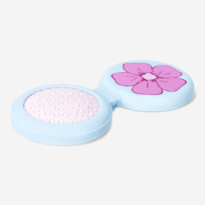 Foldable hairbrush with flower print and mirror - Image 3