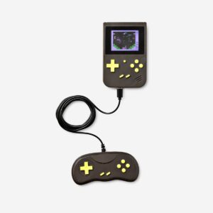 Game console for two players - Image 1