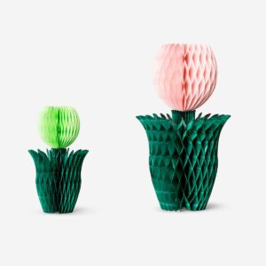 Honeycomb flowers table decorations - 2 pcs - Image 2