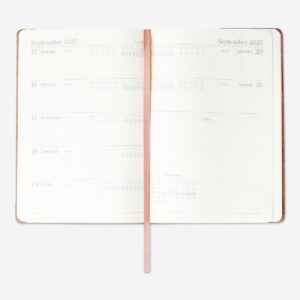Leather-Bound Weekly Diary A5 - English - Image 2
