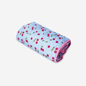 Quilted blanket with cherry print - 170x130 cm - Image 3
