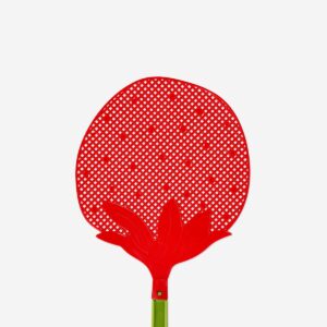 Strawberry shaped fly swatter - Image 3