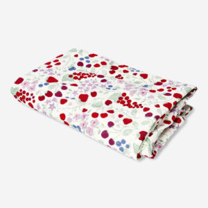 Cotton tablecloth with forrest fruits print - Image 3