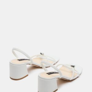 Anya White - Image 5