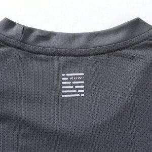 Men Letter Graphic Top-Stitching Detail Sports Tee Workout Tops Short Sleeve Workout Men Active Wear - Image 5