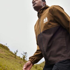 Men Letter Graphic Two Tone Zip Up Hooded Sports Jacket - Image 6