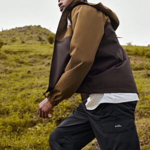 Men Letter Graphic Two Tone Zip Up Hooded Sports Jacket - Image 7