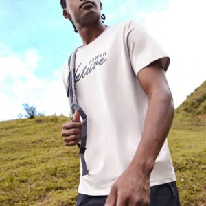 Men Letter Graphic Contrast Tape Sports Tee - Image 5