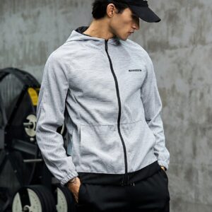 Men Letter Graphic Raglan Sleeve Hooded Sports Jacket Workout Tops - Image 3