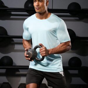 Boyfriend Style Men's Solid Color Short Sleeve Summer Tee With Round Neck
