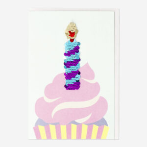 Card with cupcake and envelope - Image 1