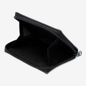 Cassette player shaped purse - Image 3