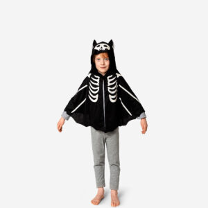 Costume. 4-8 years