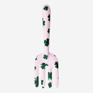 Cultivator with clover print - Image 1