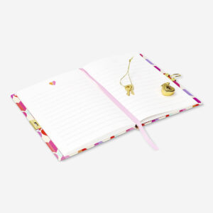 Diary with heart motifs and lock - Image 2