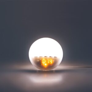 Digital alarm clock with sunrise light - Image 3