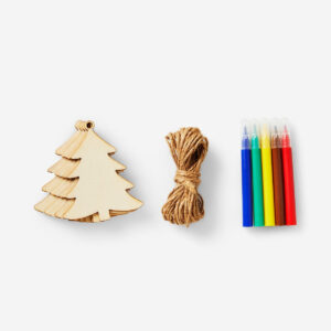 DIY Christmas garland - Image 1