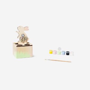 DIY egg stand with paint and brush - Image 2