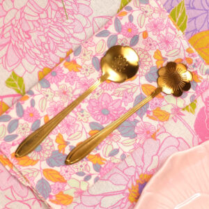 Flower shaped golden spoons - 2 pcs - Image 3