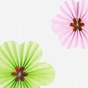 Flower paper decorations - 3 pcs - Image 3
