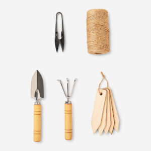 Gardening tools - Image 1