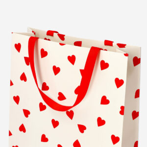 Gift bag with red hearts - Image 3