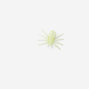 Glow-in-the-dark-spiders. 2 pcs - Image 2