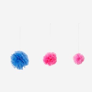 Hanging pom pom decorations - 3 pcs - Image 2