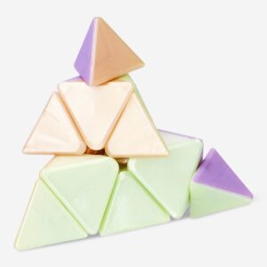 Irridescent IQ pyramid - Image 2