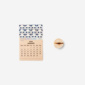 Monthly desk calendar with pandas - Image 2