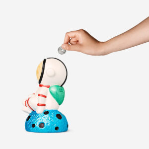 Paint-your-own money box - Image 3