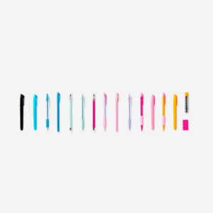 Pens and markers set - 17 pcs - Image 2