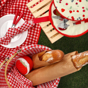 Picnic blanket. With carrying strap - Image 3