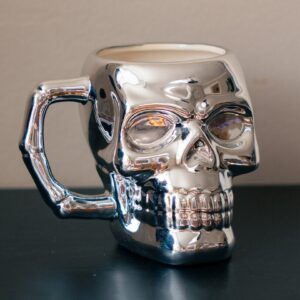 Silver skeleton mug - 560 ml - Image 1