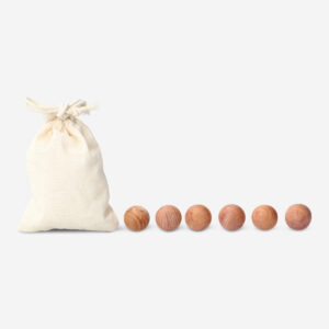 Wardrobe balls - Image 1